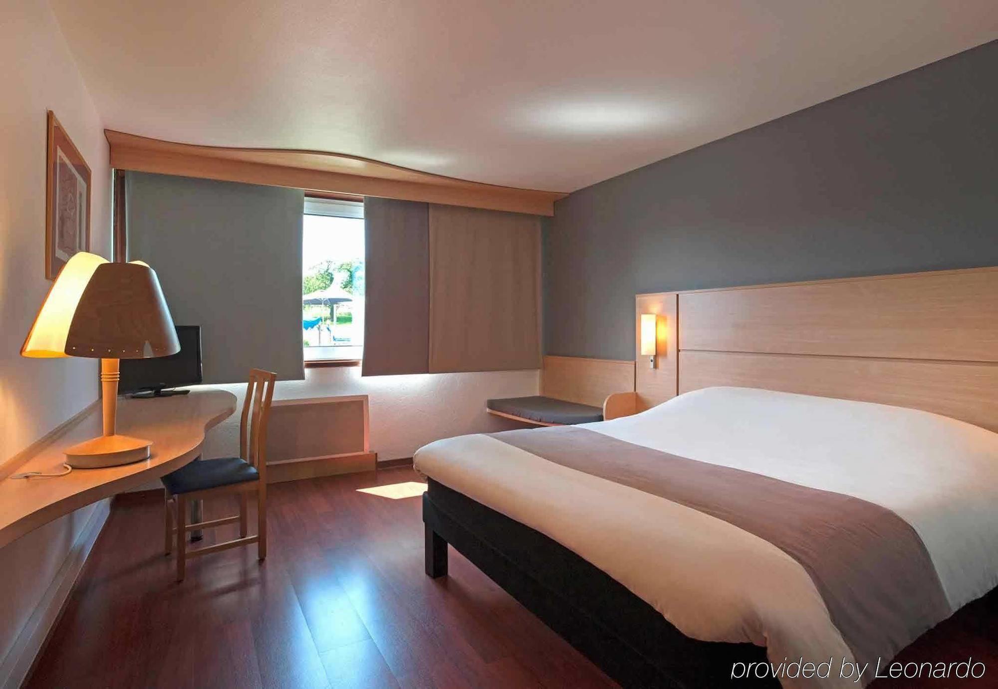 Ibis 3 Lacs Neuchatel Thielle Exterior photo